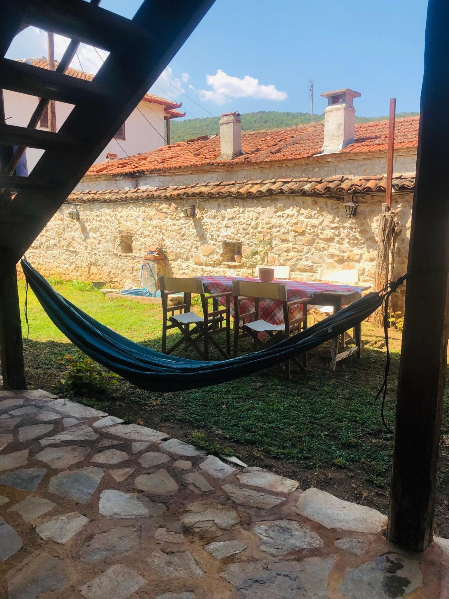 Χαγιάτι Hotell Psarades Exteriör bild